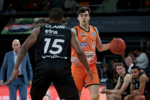 我们可以看 我们可以看