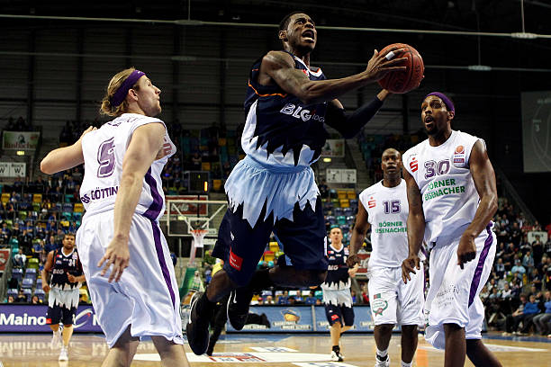 下边锋派尚 下边锋派尚