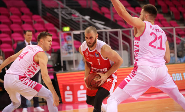 社交平台时 社交平台时