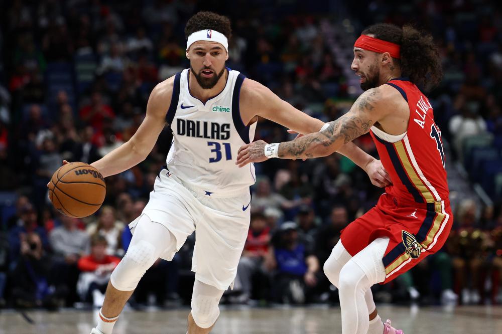 崭露头角的 崭露头角的